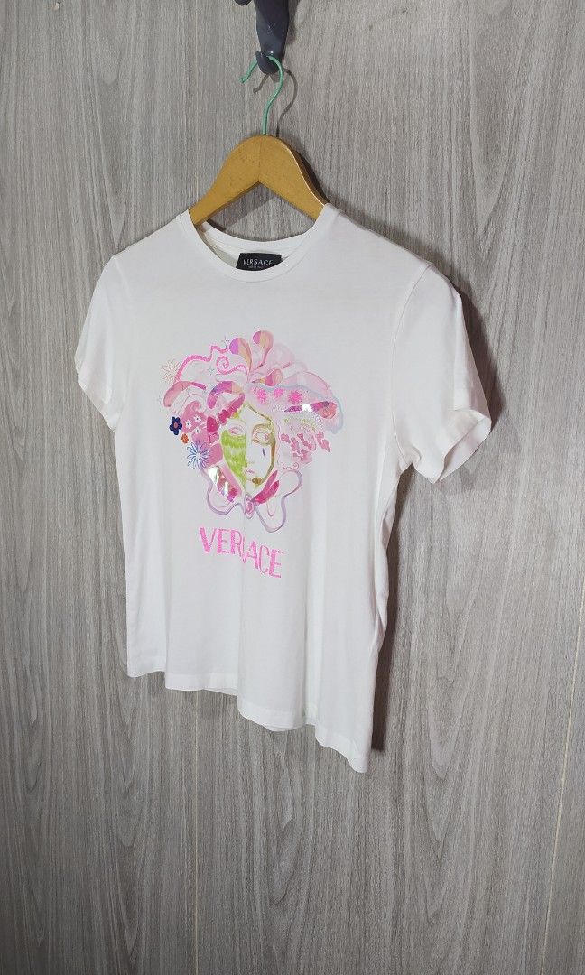 Versace Cotton Graphic Print Shirt (Category: Shirts) located in Milaor. Submitted by lootinout (Listing ID 1458665602, Image 2). Description: Versace Cotton Graphic Print Shirt ✅Size: 12A ✅Width: 17 ✅Length: 21.5 ✅Color Rate: 9.5/10 ✅Issue: Dot Stain ✅Need Wash ✅Location: Bicol Naga City, Camarines Sur ✅Courier: J&T Express/Flash Express ✅MOP: Gcash only.