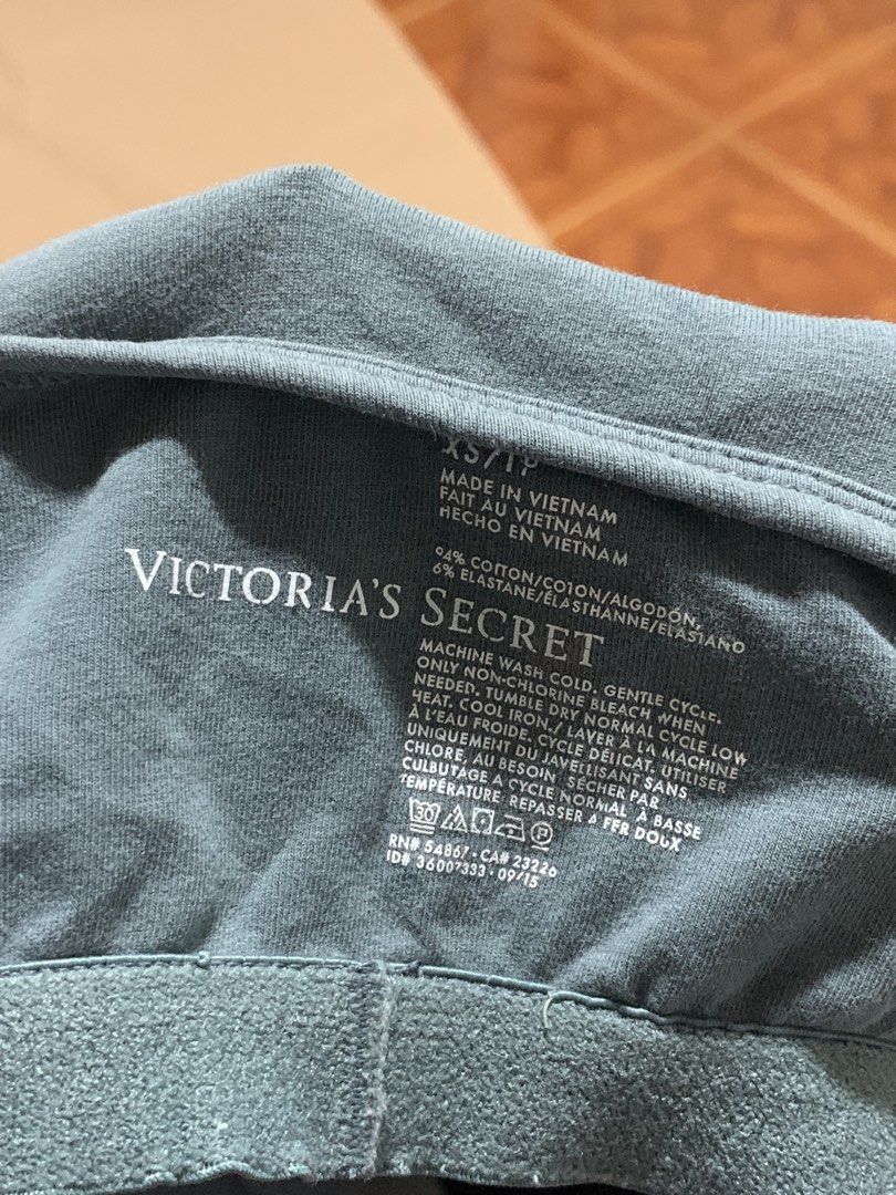 Victoria Secret Gray Sando (Category: Sleeveless) located in Cavite. Submitted by waigney (Listing ID 1458626298, Image 2). Description: .