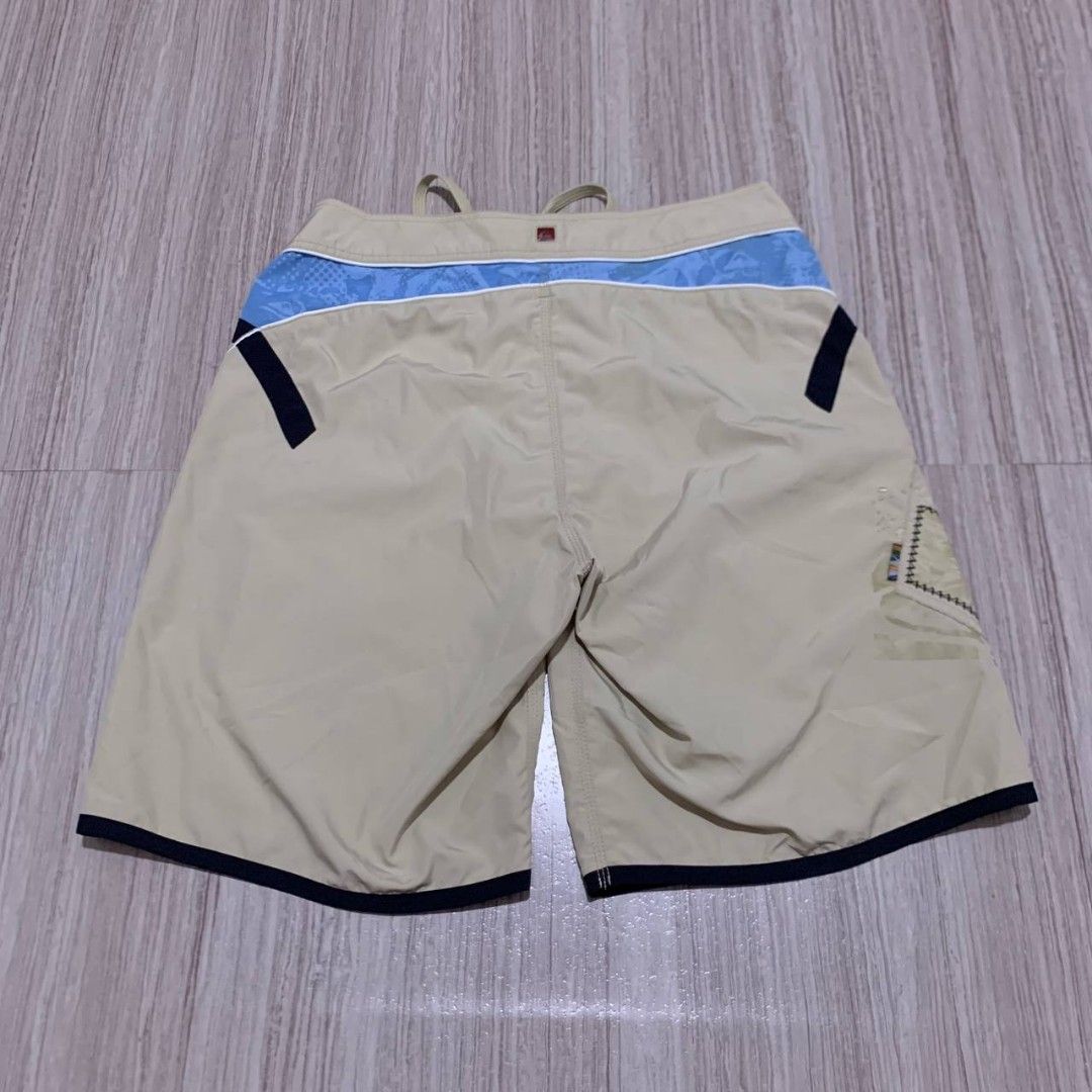 Vintage Quiksilver BoardShorts (Category: Shorts) located in Quezon City. Submitted by imaginarythrifter (Listing ID 1458657998, Image 2). Description: Excellent Condition No flaws Ready to wear Size 32 on tag Measurement Width 32 Length 21.5 Slight Negotiable Can ship Nationwide Shipping not included.