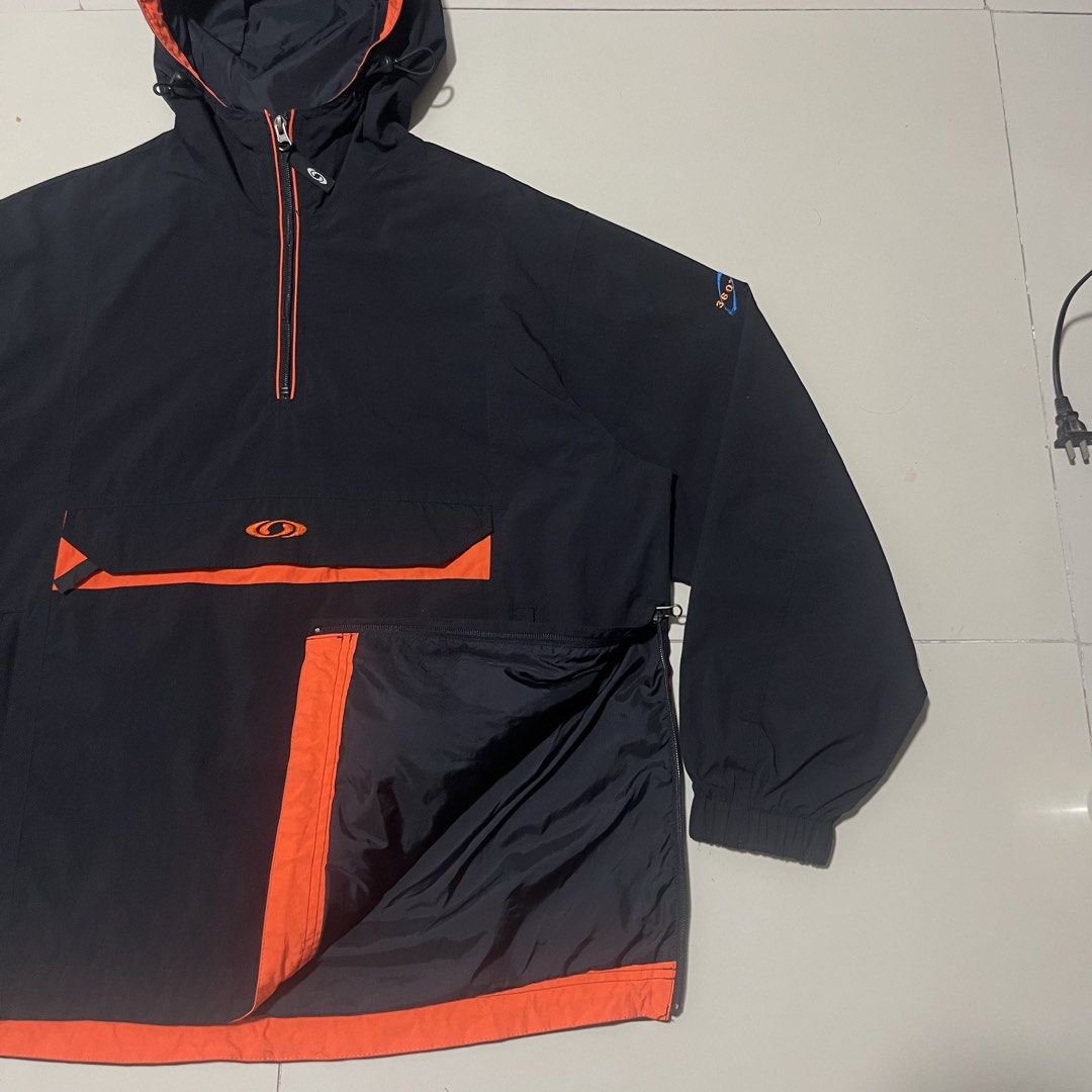 VINTAGE SALOMON 360 WARMTECH EMBROID LOGO HALF ZIP SKI JACKET (Category: Coats, Jackets and Outerwear) located in Manila. Submitted by balanse (Listing ID 1458542687, Image 2). Description: SIZE: M ON TAG BEST FIT XL. DIMES: 26W X 30L EXCELLENT CONDITION. 9.9 HONEST COLOR RATE. NONE ANY ISSUE: BUKOD SA LOOSE STICH SA 360 LOGO.