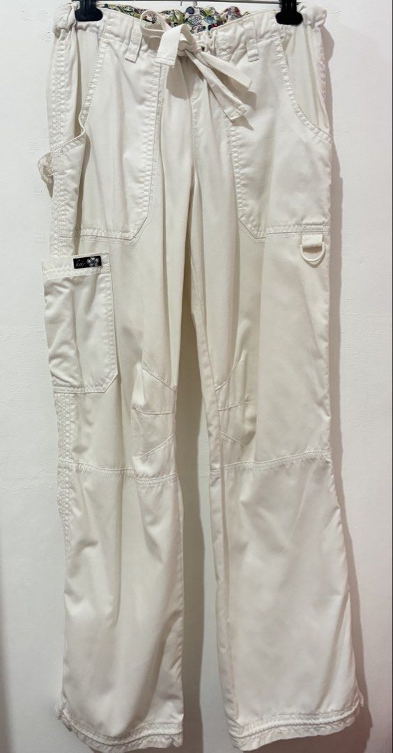 White Cargo Pants with Drawstring (Category: Other Bottoms) located in Tuguegarao City. Submitted by nyrn.in.her.prime (Listing ID 1458633783, Image 2). Description: - Waist: 29”.