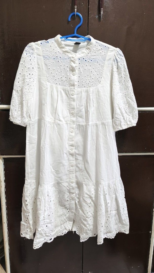 White dress for christening (Category: Dresses) located in Quezon City. Submitted by annapilower (Listing ID 1458646267, Image 2). Description: white dress used once large to xl.