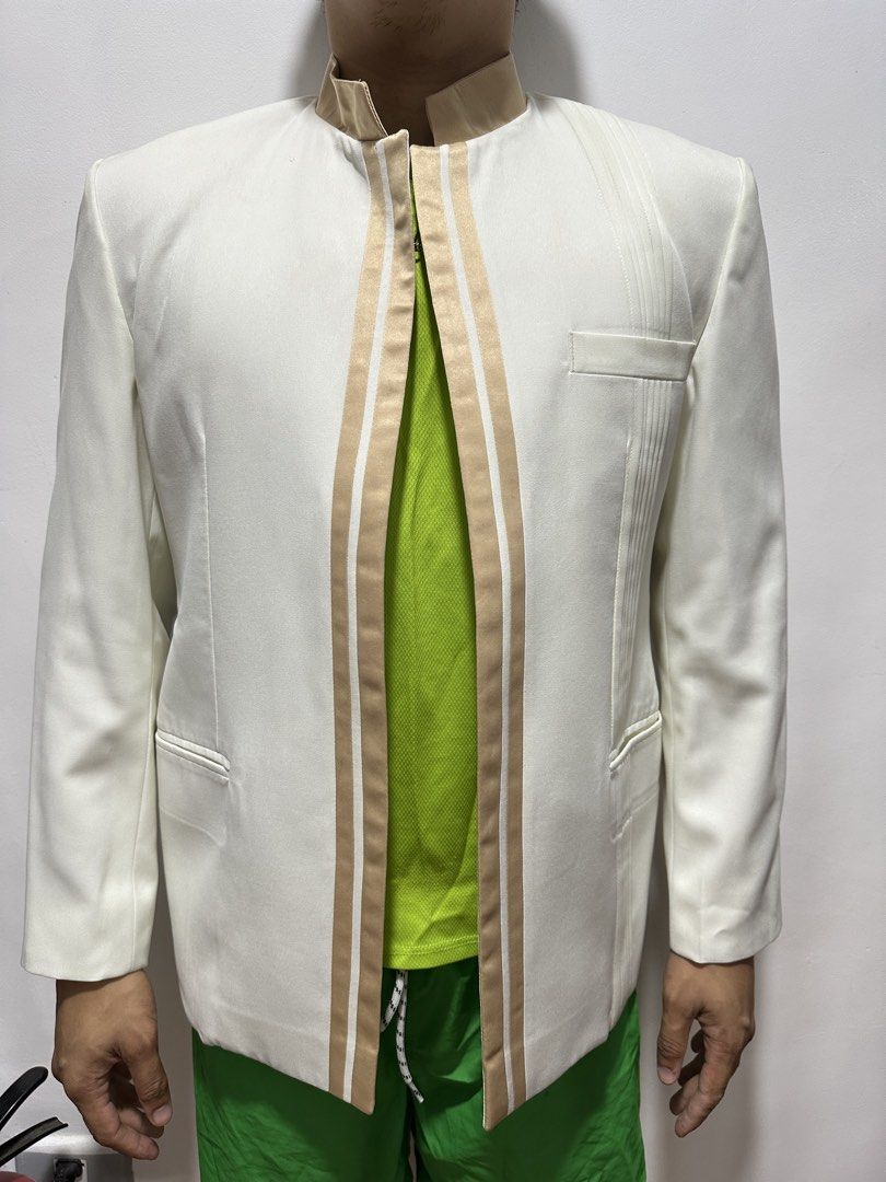 White Mandarin Collar Blazer with Gold Trim (Category: Coats, Jackets and Outerwear) located in Manila. Submitted by emilycastilla94 (Listing ID 1458580838, Image 2). Description: Size Medium Premium tela Pinatahi namin for wedding sana pero last minute change of plans kaya di po to nagamit. Sinukat lang. Pulido pagkakatahi. I can send videos of the actual item po if requested. Selling for 1k only. 6500 po patahi namin dito ng set kaso di ko na m