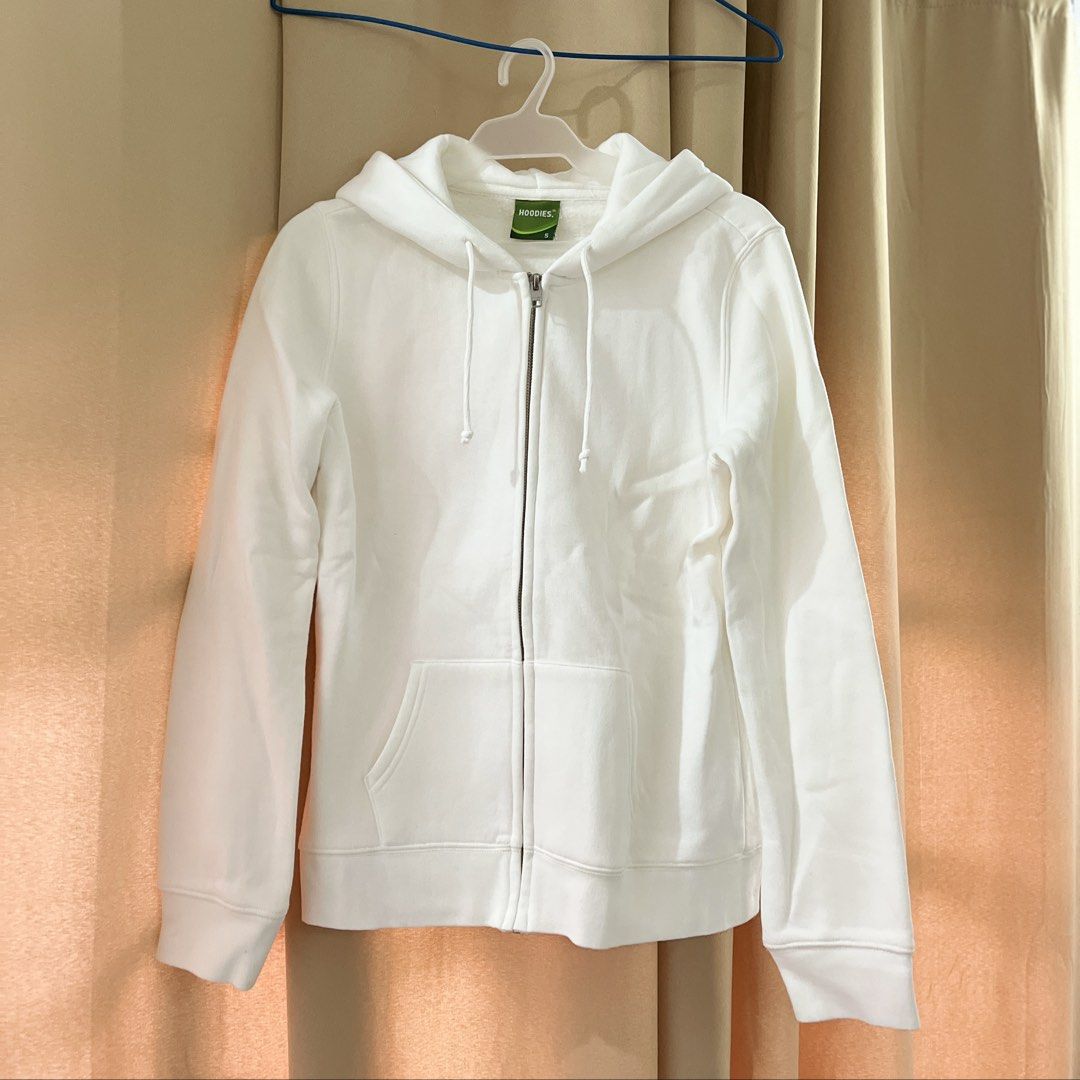 White Zip-Up Hoodie (Category: Coats, Jackets and Outerwear) located in Manila. Submitted by princess.01.1 (Listing ID 1458558551, Image 2). Description: Never worn it but without tag na Rfs: decluttering S on tag but can fit S-M J&t only +75sf Lp na.