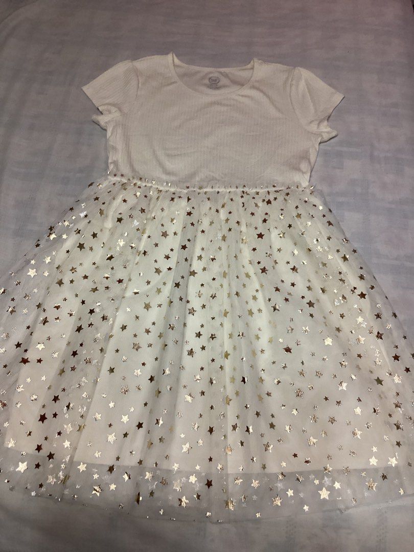 Wonder Nation Dress (Category: Dresses) located in Davao. Submitted by ferdipt (Listing ID 1458615433, Image 1). Description: XXL(18) Made in Cambodia L:35 inches This is a Wonder Nation Girls Short Sleeve Tutu Dress featuring a ribbed ivory bodice and a mesh tulle skirt covered in metallic gold foil stars..
