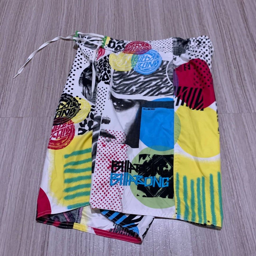 Y2k Billabong BoardShorts (Category: Shorts) located in Quezon City. Submitted by imaginarythrifter (Listing ID 1458658391, Image 3). Description: Excellent Condition No flaws Ready to wear Measurement Width 33 up to 38 ( stretchy type ) Length 22 Large to XL fitting Slight Negotiable Can ship Nationwide Shipping not included.