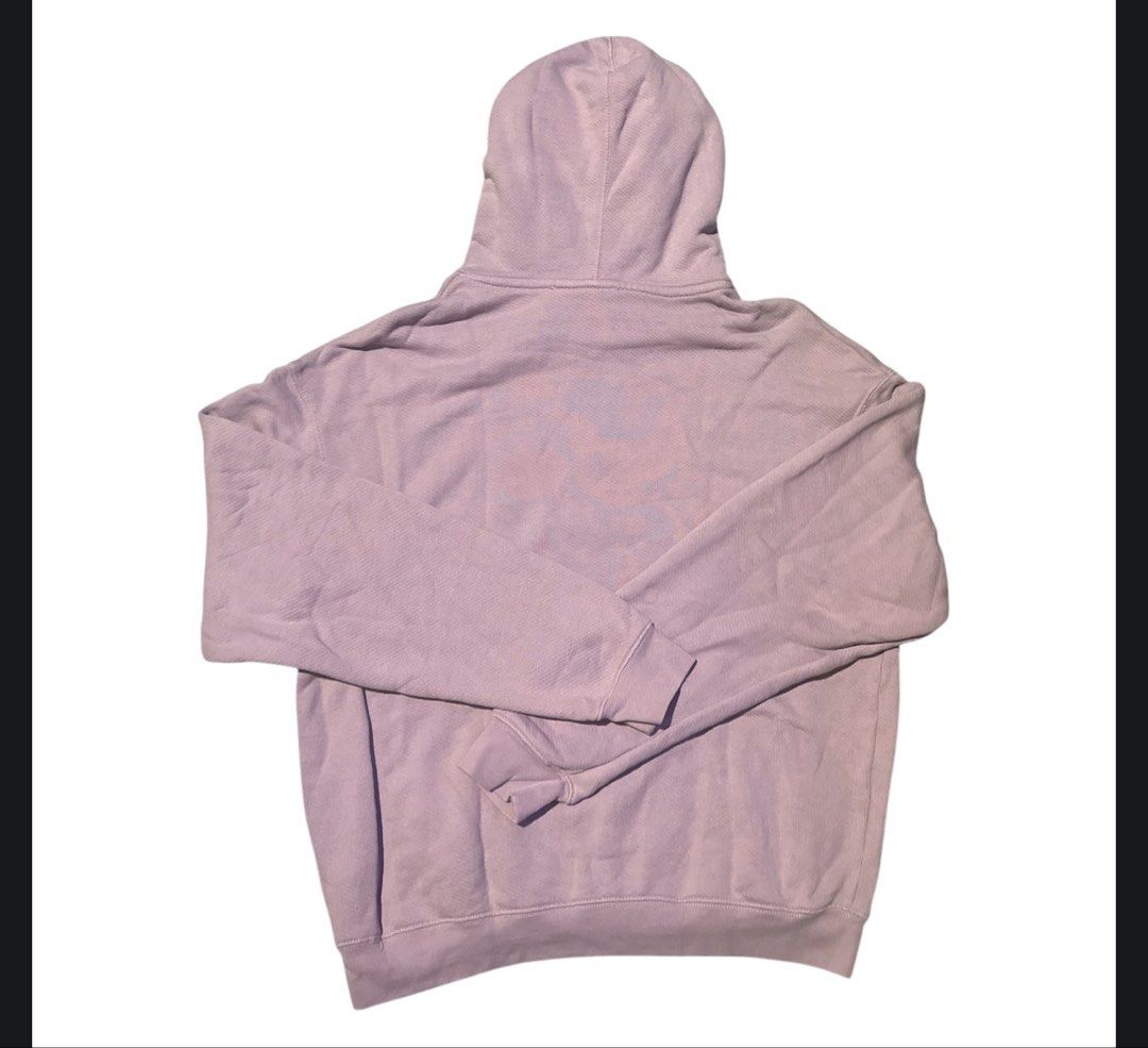 YoungLA 510-wavy hoodie size small (Category: Activewear) located in Iba. Submitted by xooperfindslb (Listing ID 1458644833, Image 3). Description: YoungLA 510-wavy hoodie size small Color: purple Color may vary due to lightings Good condition No issue.