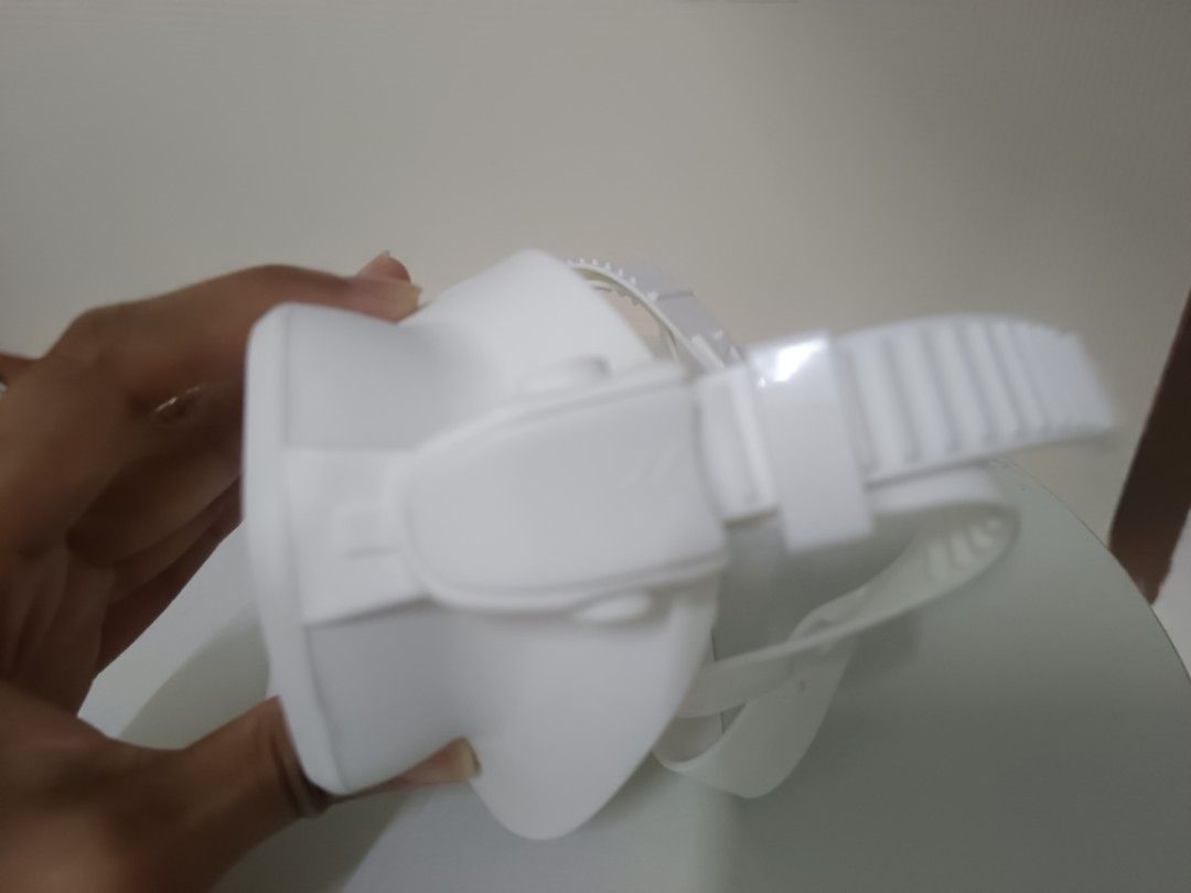 YSLA WHITE EXTRA LOW VOLUME MASK (Category: Water Sports) located in Manila. Submitted by nurseraketera06 (Listing ID 1458543460, Image 3). Description: THE ITEM IS IN GOOD CONDITION COLOR: WHITE USE: FREEDIVING AND LINE TRAINING RFS? NOT USING ANYMORE LOC? QC BASED MODE OF PAYMENT? GCASH, LANDBANK,MARIBANK, GO TYME AND MAYA COURIER? LALAMOVE , JNT OR LBC SHOULDER BY THE BUYER.