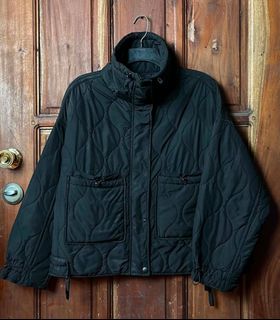 (Category: ) located in . Submitted by mavsthrift (Listing ID 1458685961, Image 1). Description: .