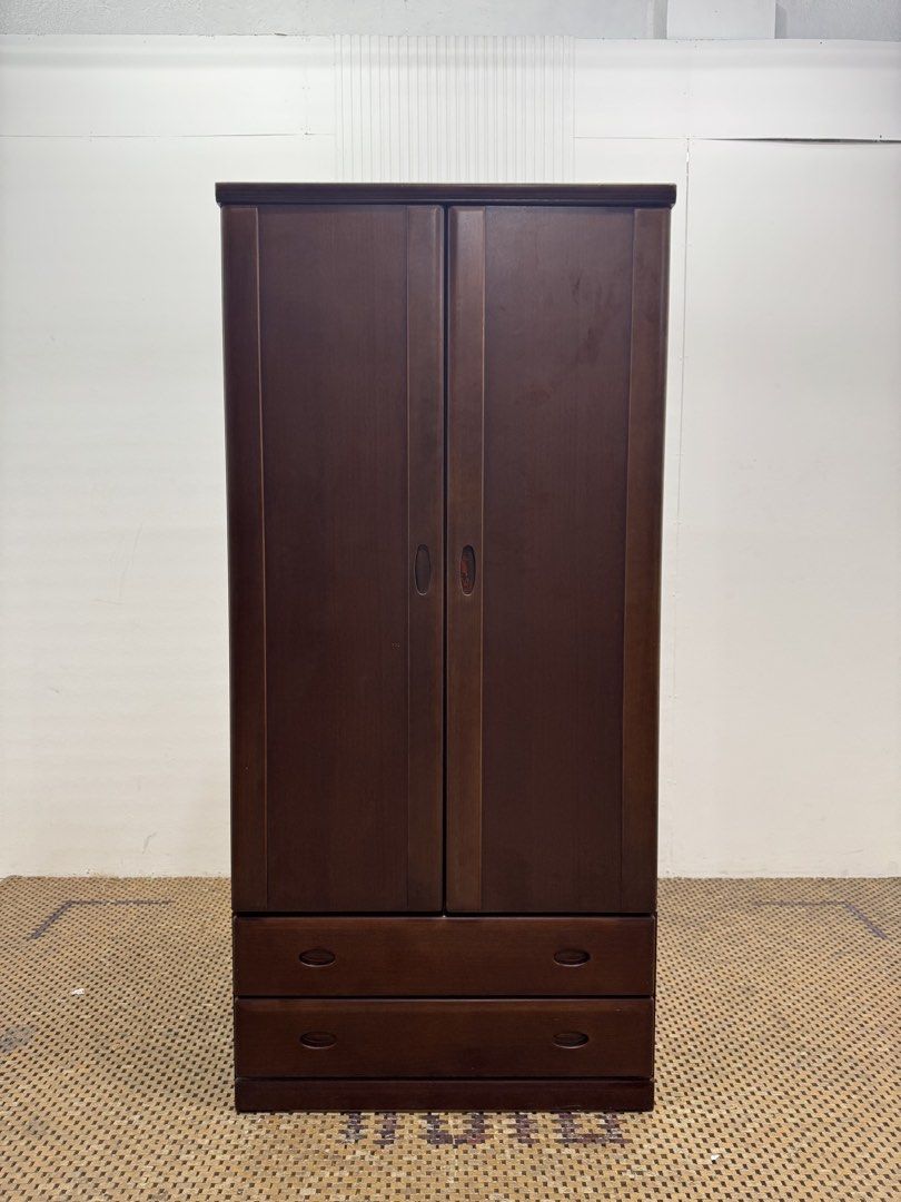 2 door wardrobe (Category: Shelves, Cabinets & Racks) located in Quezon City. Submitted by matetdevis13 (Listing ID 1458803961, Image 1). Description: Classic Wooden 2-Door Wardrobe with Spacious Hanging Rail and Mirror Price: 8,500 L43.5 x W23.5 x H71 In good conditon Code JMD40-M774.