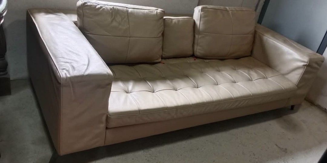 3 Seater Iloom LEATHER Sofa (Category: Sofas) located in Manila. Submitted by lynsantosmarcos (Listing ID 1458827547, Image 1). Description: 3 Seater Iloom LEATHER Sofa Guaranteed Genuine Leather Cover Detachable Leather Cover Size: 81 x 38 inches 13 inches Height from floor to Seat 28 inches Height from floor to Backrest Guaranteed in Good Condition No issue Ready to Use Eto pa isa! Gandaaaa😍😍😍 Pm po for the price.