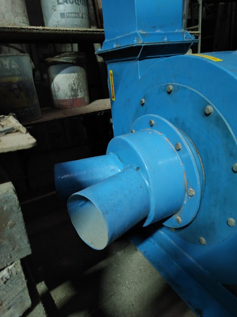 5 hp Industrial Vacuum / Dust Collector (Category: Construction Tools & Equipment) located in Taytay. Submitted by renz52 (Listing ID 1458696570, Image 3). Description: Industrial Vacuum / Dust Collector 5HP Motor Working Condition with wheels for mobility Comes with two 4in diameter flexible hose each about 15ft long 34 x 23 x 114 inches 3 phase Php 14k Location is Taytay, Rizal Pick-up only.