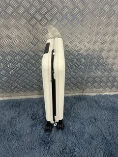 （分類：）位於 。 由 fashiontrade_luggage_company 提交（商品編號 1458781492，圖片 1）。簡介： 。