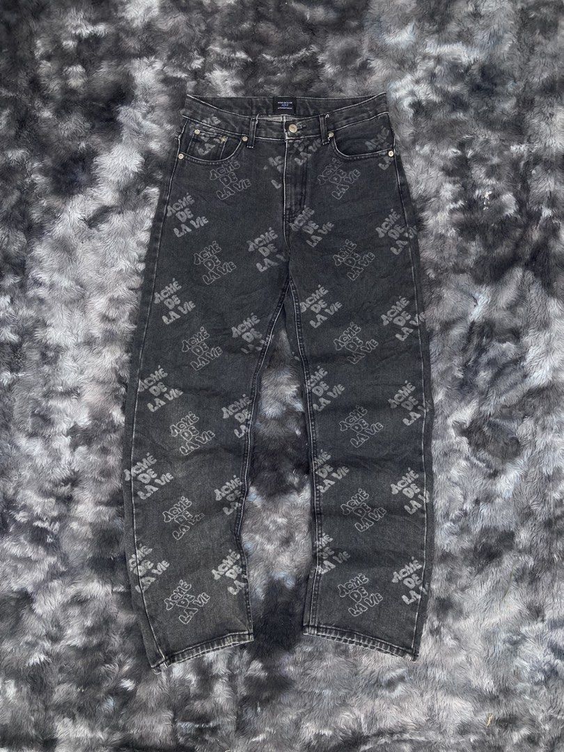 Acme De La Vie (Category: Jeans) located in Santa Cruz. Submitted by jazt_thrift_22 (Listing ID 1458842493, Image 1). Description: Acme De La Vie Black - Washed All Over Prints Pants #1 - Length “40 Width “30 - Excellent Condition - Color Rate 9.5 / 10 - No Major Issue / Flaws PHP1,280 + Shipping Fee ! 📥.