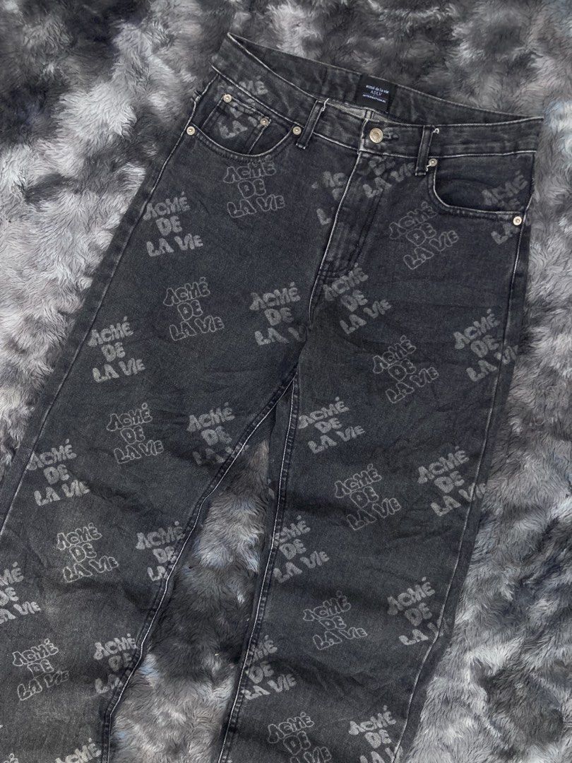 Acme De La Vie (Category: Jeans) located in Santa Cruz. Submitted by jazt_thrift_22 (Listing ID 1458842493, Image 3). Description: Acme De La Vie Black - Washed All Over Prints Pants #1 - Length “40 Width “30 - Excellent Condition - Color Rate 9.5 / 10 - No Major Issue / Flaws PHP1,280 + Shipping Fee ! 📥.