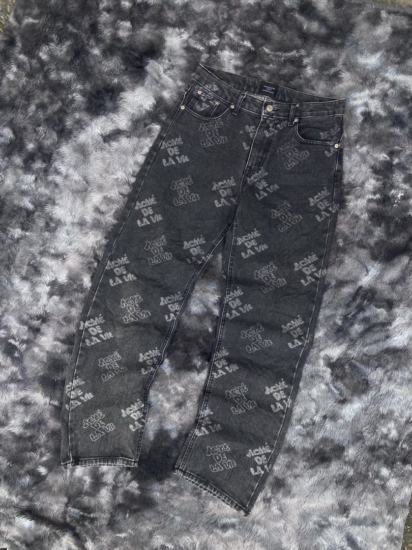Acme De La Vie (Category: Jeans) located in Santa Cruz. Submitted by jazt_thrift_22 (Listing ID 1458842493, Image 2). Description: Acme De La Vie Black - Washed All Over Prints Pants #1 - Length “40 Width “30 - Excellent Condition - Color Rate 9.5 / 10 - No Major Issue / Flaws PHP1,280 + Shipping Fee ! 📥.
