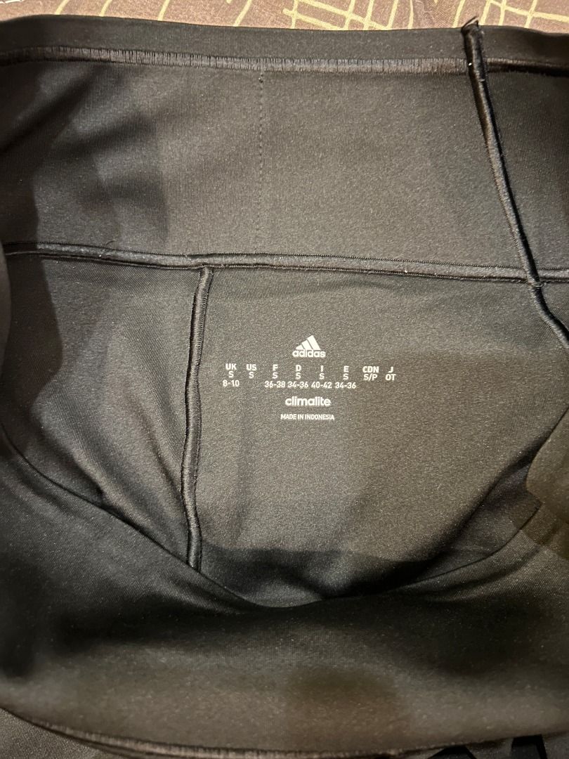 Adidas Black Climalite Leggings Size S (Category: Activewear) located in Paranaque City. Submitted by cute.things.only (Listing ID 1458735779, Image 3). Description: - Black Adidas leggings - Climalite material for ultimate comfort - Ideal for workouts or everyday wear - Adidas logo detail on the leg.