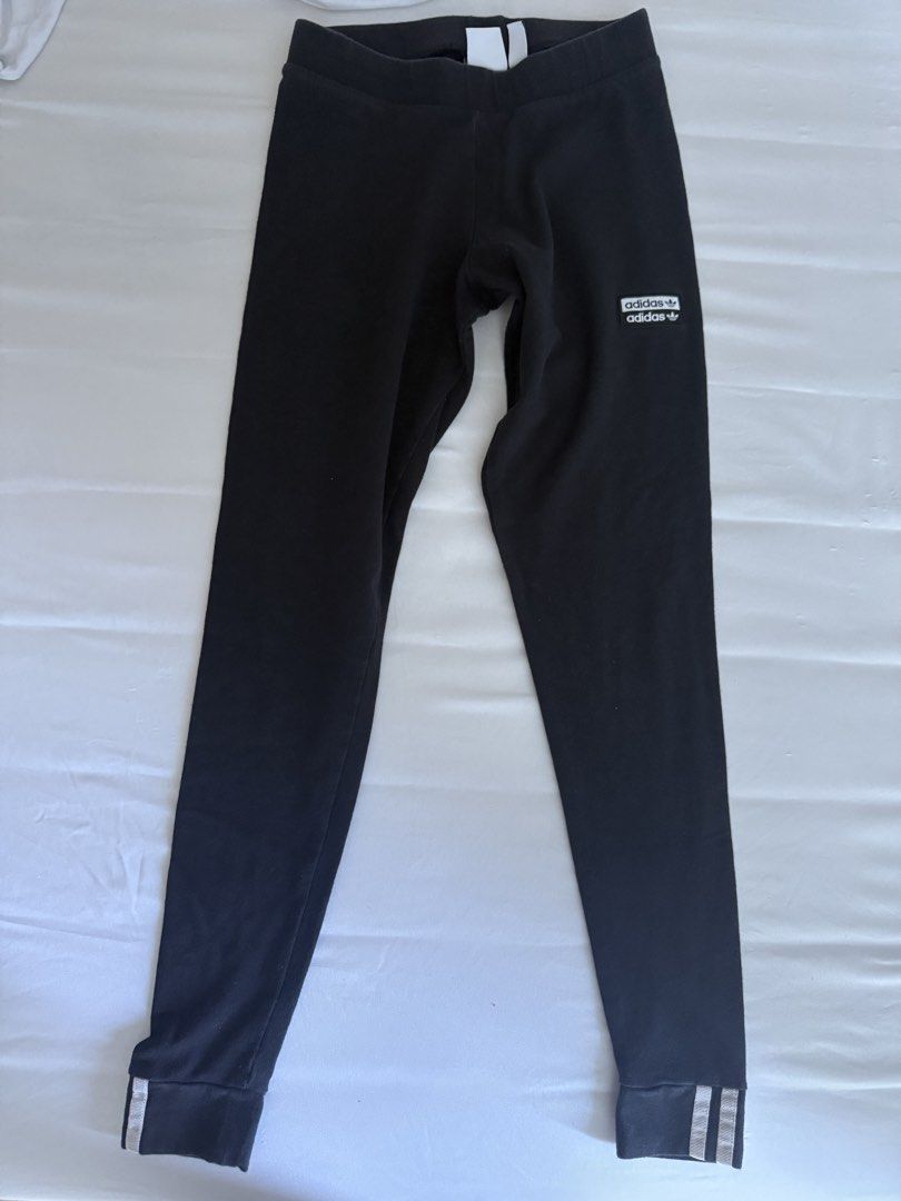 Adidas Black Leggings (Category: Other Bottoms) located in Manila. Submitted by dalmideclutters (Listing ID 1458734282, Image 2). Description: .