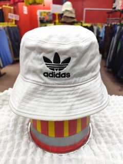 (Category: ) located in . Submitted by buletzone_shop96 (Listing ID 1458705259, Image 1). Description: .