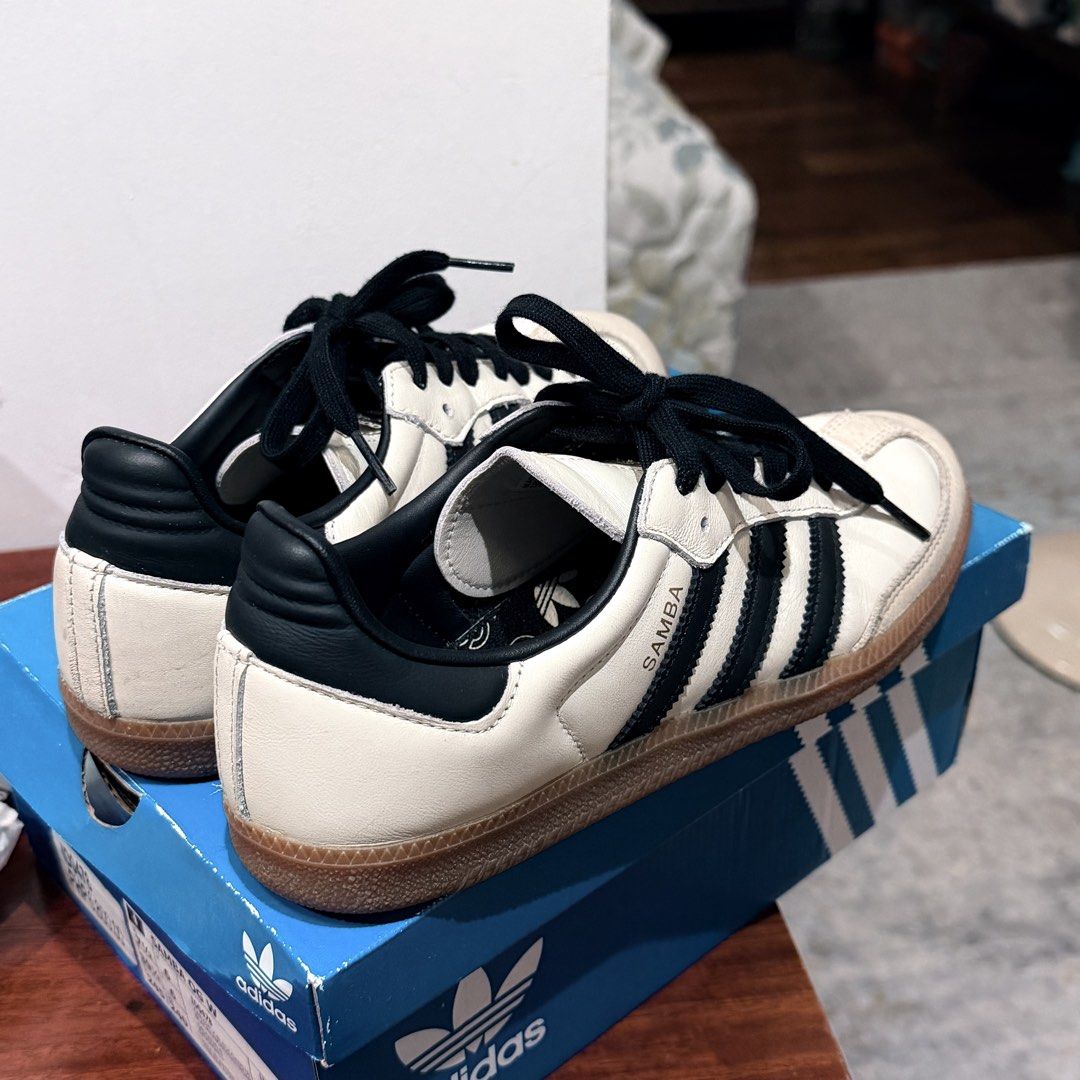 Adidas OG SAMBA (Cream) (Category: Sneakers) located in San Fernando. Submitted by j.decs (Listing ID 1458814885, Image 1). Description: PRE LOVED Adidas Samba OG cream -size 7 1/2 womens -Comes with box and free lace -slight stain as seen on the photos uploaded (can be removed with and shoe cleaner) -bought from the website (original price is 6,800) .