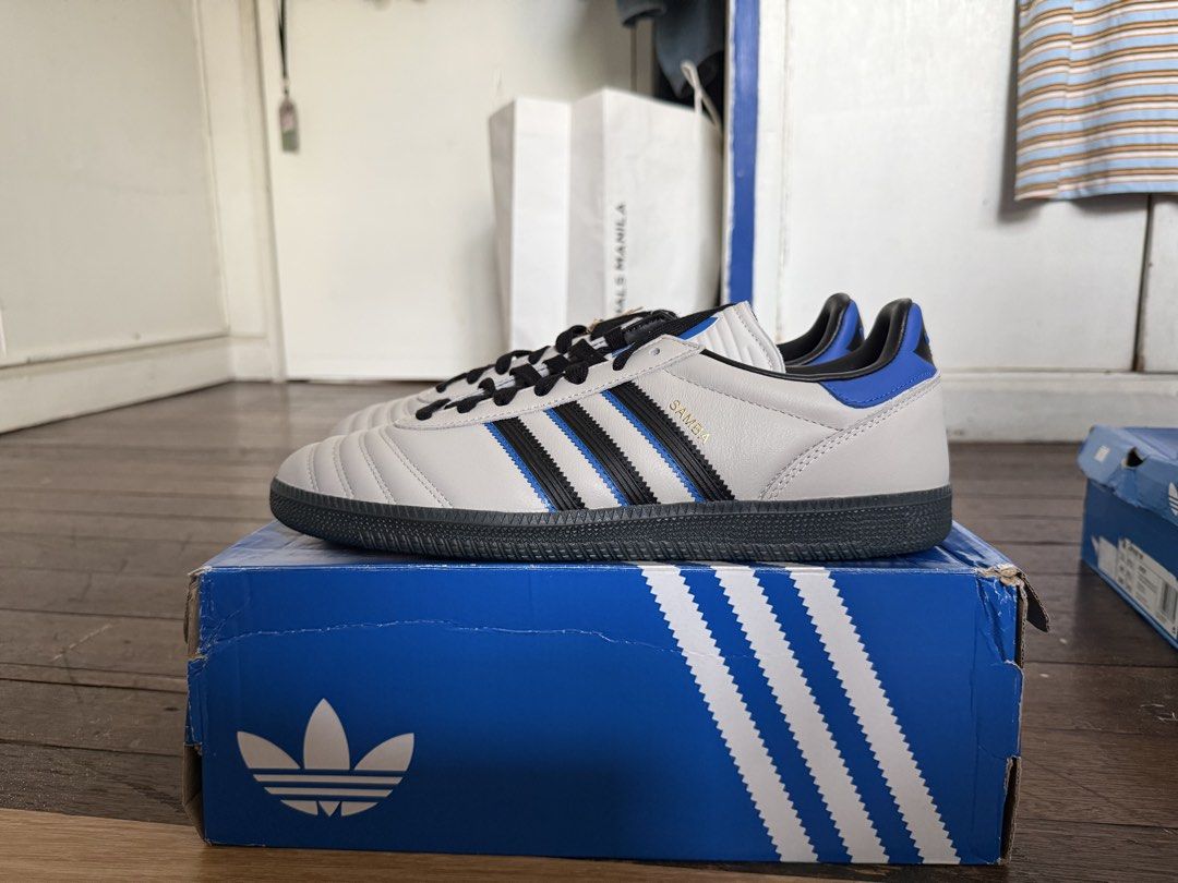 Adidas Samba OG White Blue Black (Category: Sneakers) located in Manila. Submitted by wildstone.93f42c (Listing ID 1458726606, Image 1). Description: 👟 ADIDAS SAMBA – BLACK & BLUE Size: US Men’s 11 Price: ₱4,000 📦 Shipping / Delivery • LBC – Nationwide • Lalamove – Metro Manila 📍 Location: Metro Manila 💬 Interested? Send me a DM for more details, photos, or offers. Serious buyers only. Thank you!.