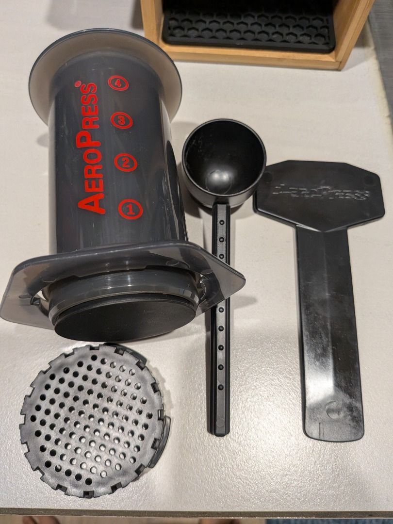 Aeropress with Hexnub Organizer (Category: Coffee & Tea Tableware) located in Paranaque City. Submitted by ludwingene12209 (Listing ID 1458705071, Image 1). Description: - Aeropress bought in January 2024 - Used only every 2 weeks since - Already lost the box - Comes with Hexnub organizer - Comes with filter container and free filters - I bought the Aeropress for 2975 php - Bought Hexnub and filter holder for about 2400 php - RFS: got my 2019 Aer
