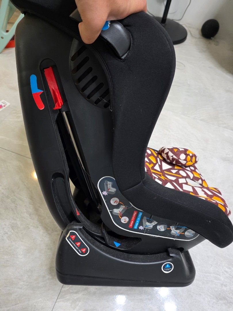 Akeeva Ergonomic Car Seat (Category: Car Seats) located in Pasig City. Submitted by klipsch1234 (Listing ID 1458860714, Image 2). Description: Akeeva Ergonomic Car Seat -Includes the car seat, foam cover -Used a few times only, scratch due to storage but overall clean :) -No issues Pickup in Greenwoods Cainta, LBC COP Last price and swap inquiries will be kindly ignored. Available if posted, all details in ad. Specs: Group 0-1 (0-18kg) Adjustable