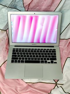 (Category: ) located in . Submitted by bookstechdresses (Listing ID 1458731932, Image 1). Description: .