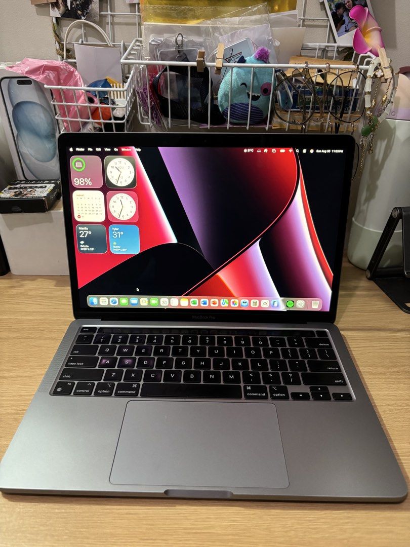 Apple MacBook Pro 13-inch M2 2022 8GB RAM (Category: Laptops & Notebooks) located in San Juan City. Submitted by leav.sells (Listing ID 1458715755, Image 2). Description: FOR SALE — MacBook Pro 13” M2 (2022) Selling my MacBook Pro 13-inch M2 (2022), still in great working condition and perfect for work, school, editing, and everyday use. SPECS: • Apple M2 Chip • 8GB RAM • 256GB SSD Storage • macOS Tahoe 26.4.1 • Battery Health: 86% — Normal • Min