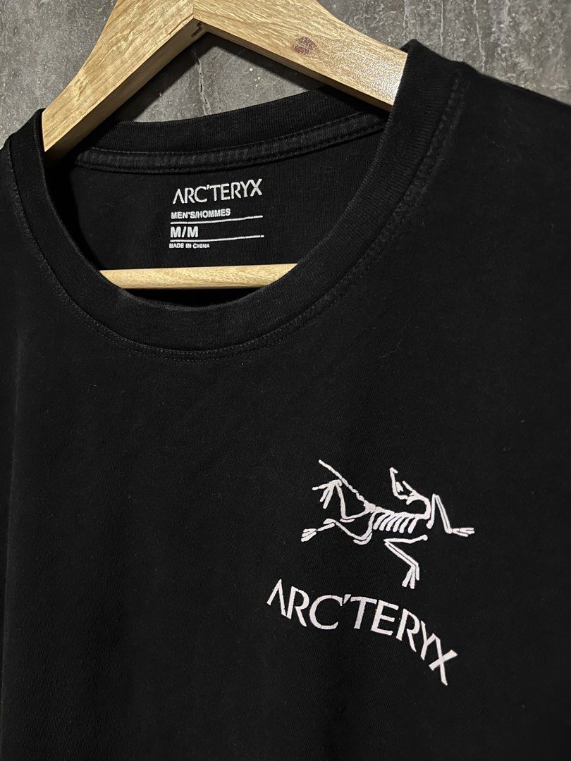Arcteryx Shirt (Category: Tshirts & Polo Shirts ) located in Davao. Submitted by tann.finds (Listing ID 1458873776, Image 2). Description: Arcteryx Shirt 19 x 24 (Boxy type) 9/10 Need wash only Thrifted items Manage your expectation Color may vary due to lighting 082 DVO.