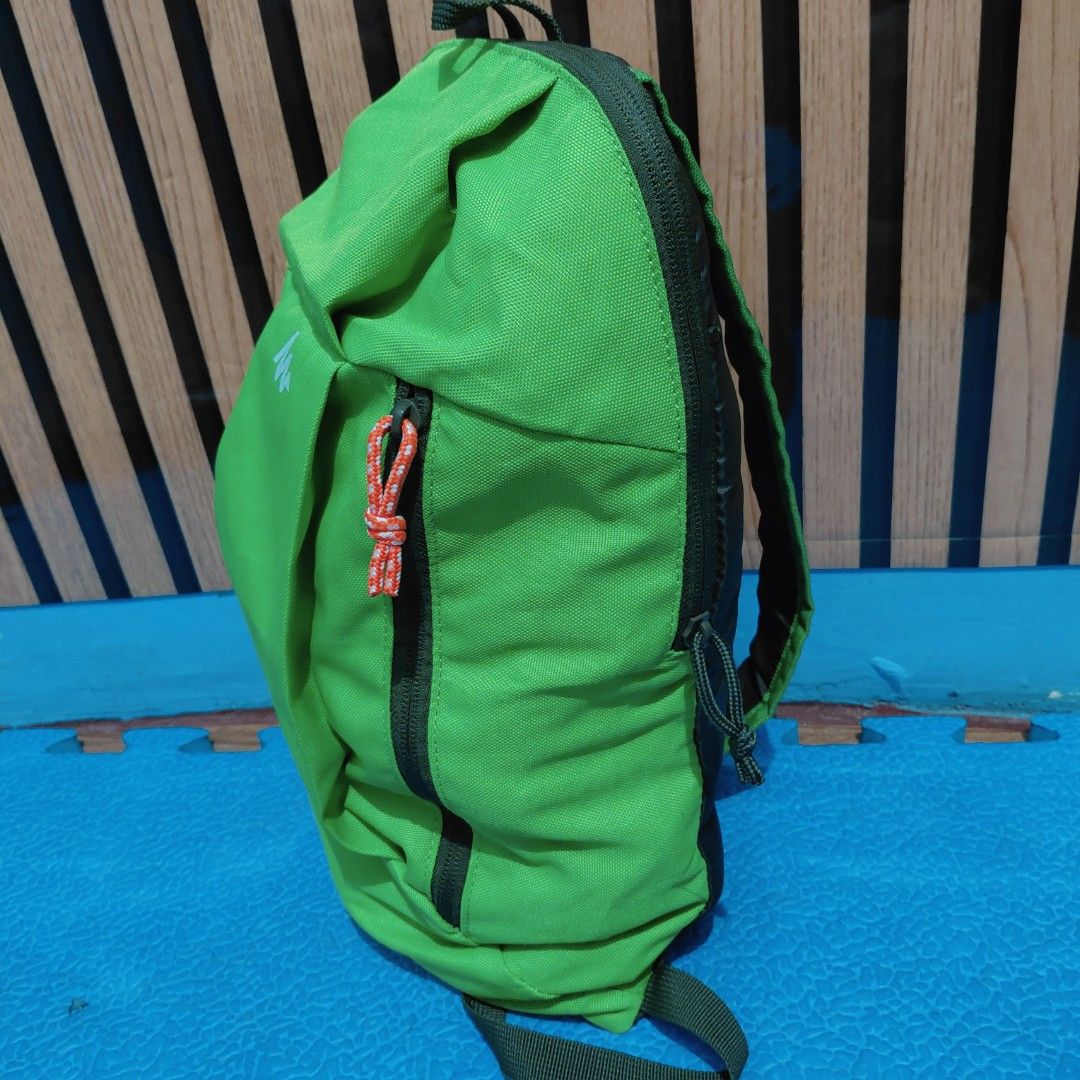 ARPENAZ Green Backpack (Category: Backpacks) located in Manila. Submitted by pandinity (Listing ID 1458719854, Image 2). Description: matibay quality.