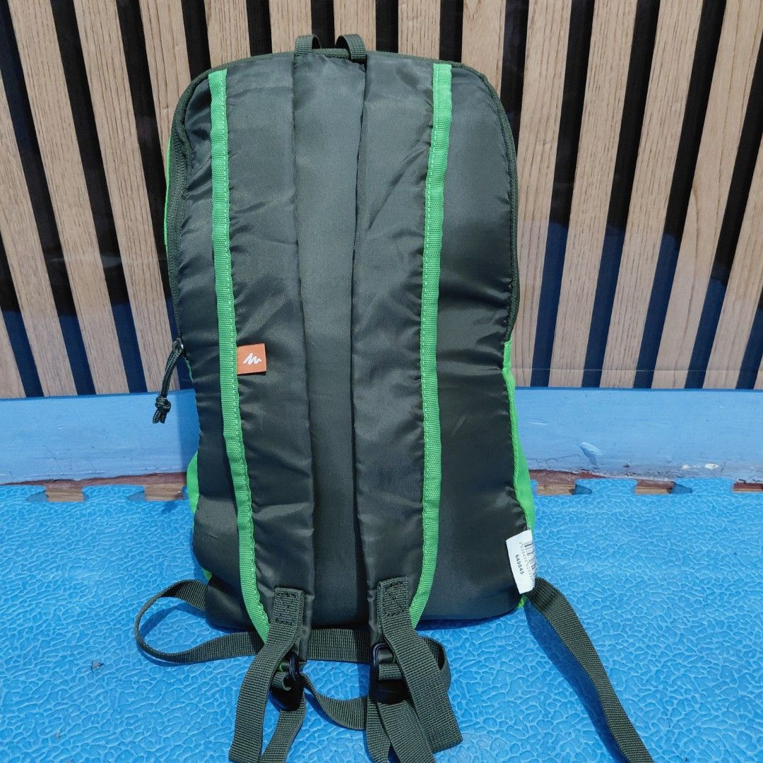 ARPENAZ Green Backpack (Category: Backpacks) located in Manila. Submitted by pandinity (Listing ID 1458719854, Image 3). Description: matibay quality.