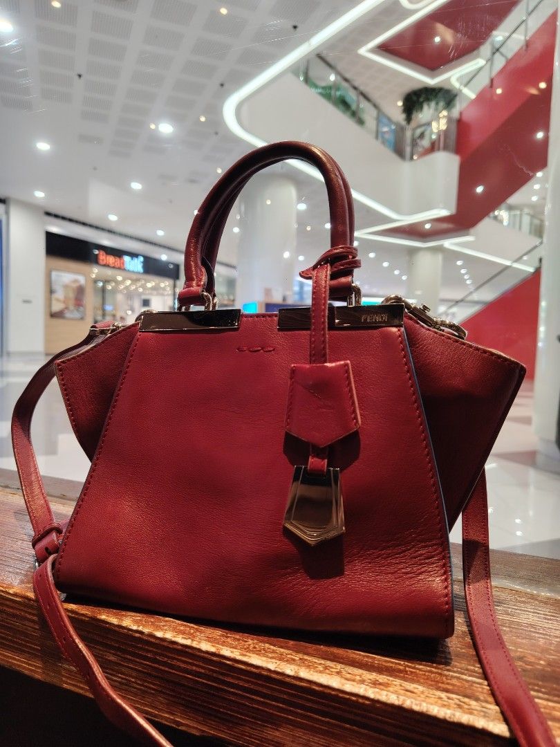 Authentic fendi two way (Category: Luxury Bags & Wallets) located in Cagayan de Oro. Submitted by michaelluxuryitems (Listing ID 1458756859, Image 1). Description: Fendi two way bag Good condition.
