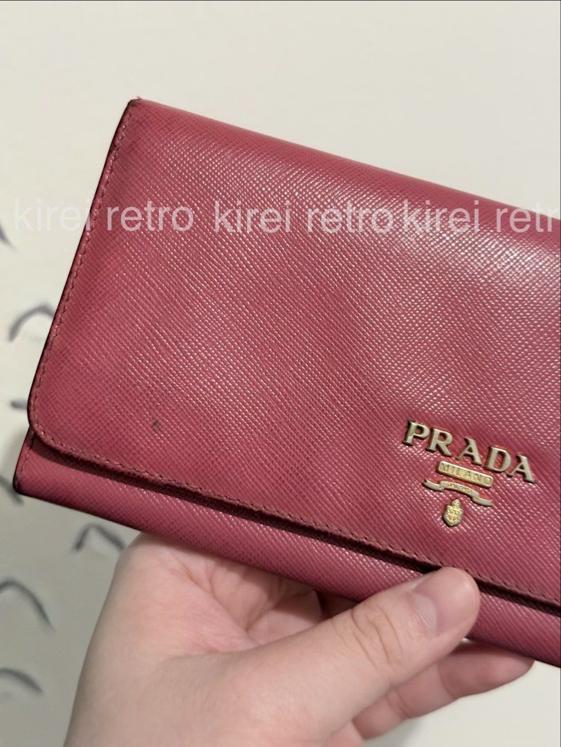 AUTHENTIC Prada Saffiano Pink Wallet (Category: Luxury Bags & Wallets) located in Taguig. Submitted by kirei.retro (Listing ID 1458810804, Image 2). Description: Comes with card only .