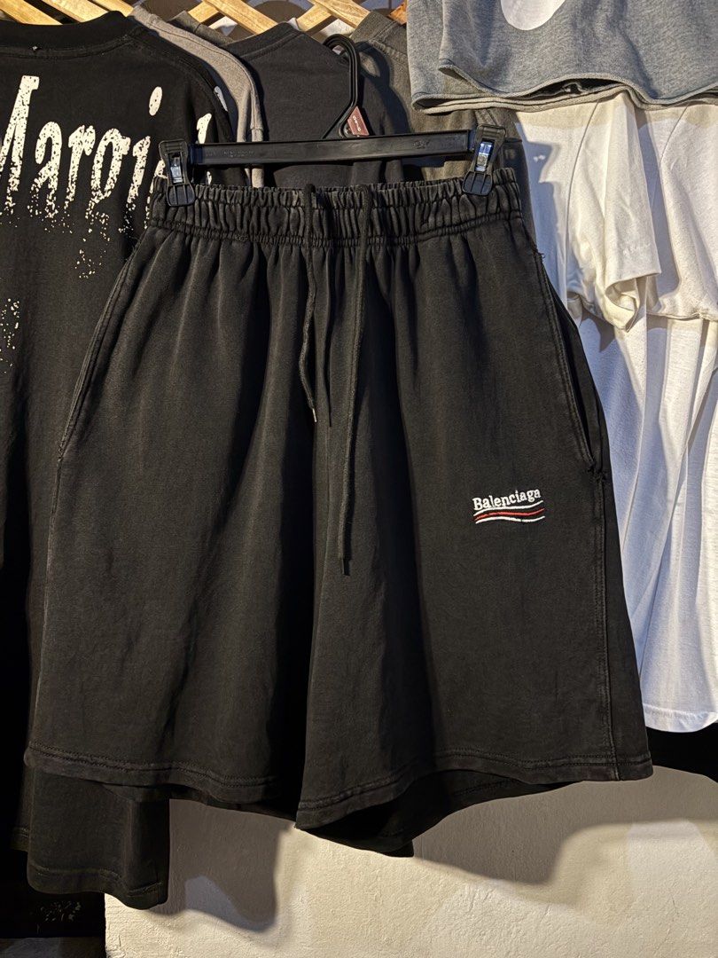 BALENCIAGA SWEAT SHORTS (Category: Shorts) located in San Jose. Submitted by jerown (Listing ID 1458797519, Image 1). Description: •W starting size 24-36 up (STRECHABLE FIT TO ALL), L21, H15 •COLOR RATE 9.5/10 or better •EXCELLENT CONDITION •ISSUE SEE PICTURE 📌FOR ME ITS DISTRESS📌.