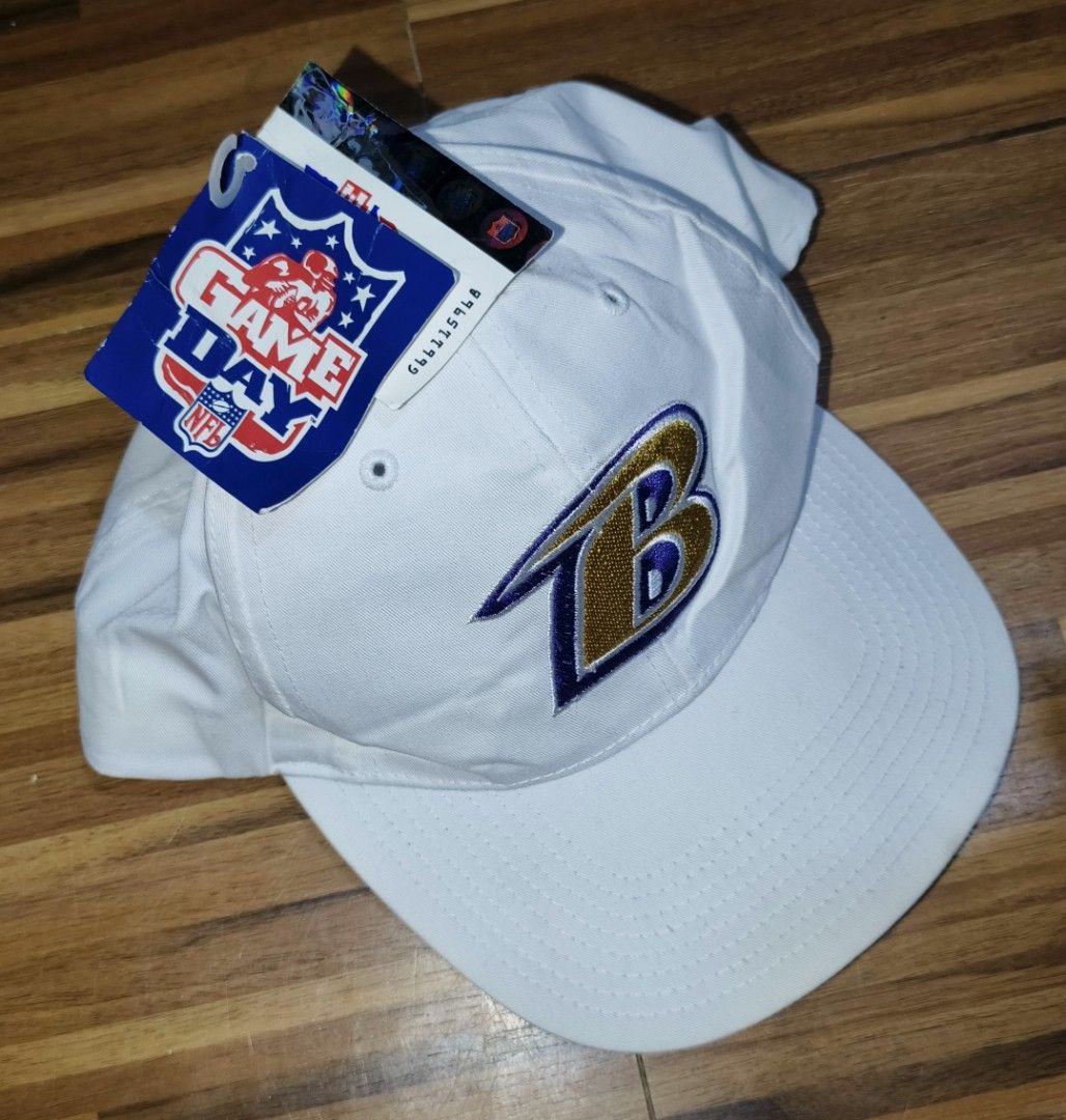 BALTIMORE RAVENS SNAPBACK (Category: Caps & Hats) located in Makati City. Submitted by updownthrift (Listing ID 1458697853, Image 1). Description: BRAND NEW WITH HANGTAGS NEEDS RESHAPE ONLY.