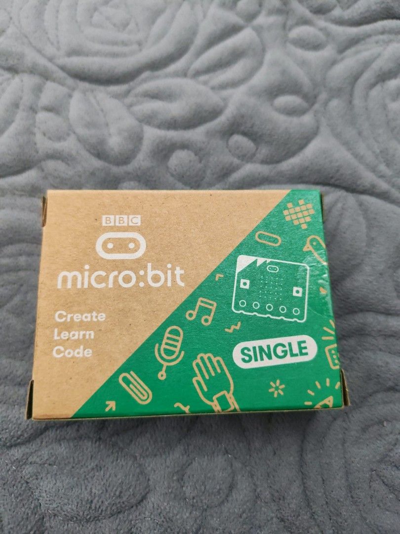 BBC Microbit （分類：益智學習玩具）位於 Hong Kong。 由 hridayrahul15122011 提交（商品編號 1458790724，圖片 1）。簡介： good for upper primary and secondary students who are fond of coding and information technology, helps them learn code in a more practical manner and a fun way。
