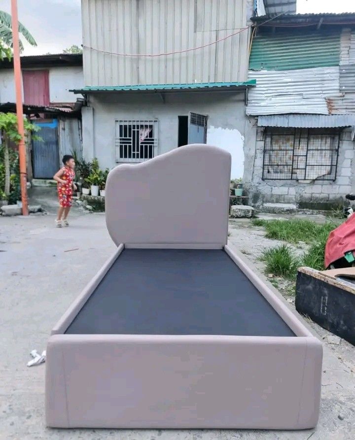 Bed frame only (Category: Bed Frames & Mattresses) located in Marikina City. Submitted by eannacruz27 (Listing ID 1458821090, Image 2). Description: YANNAH FURNITURE BED FRAME SALE ❗...SALE❗...SALE ❗... ✅💯Legit po. ☑Made to order Kaya Brand new. ✅ All size available ☑💯Good quality ✅Subok na po ng marami at garantisado All SIZE AVAILABLE ☑Single Size bed frame (36×75 ✅Semi Double size bed frame (48×75 ☑Full double size bed frame (54×75) ✅Queen s
