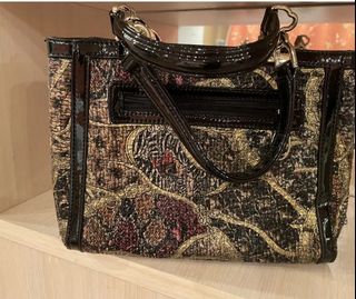 (Category: ) located in . Submitted by nadiavibe111 (Listing ID 1458780442, Image 1). Description: .