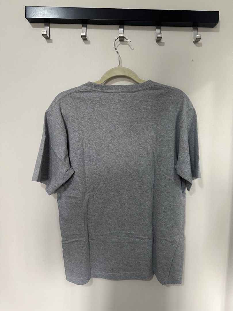 Ben Davis Grey Pocket T-Shirt Size L (Category: Tshirts & Polo Shirts ) located in Mandaluyong City. Submitted by p_dcltrs (Listing ID 1458750075, Image 3). Description: - Classic grey Ben Davis pocket tee - Size: Large (L) - Simple and durable design - Ideal for everyday wear - Features iconic Ben Davis logo on chest pocket - Made from good quality cotton - Versatile and easy to pair with any outfit - L 27” x W 20”.