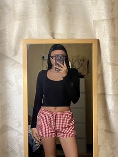 (Category: ) located in . Submitted by vie_apparel (Listing ID 1458716994, Image 1). Description: .
