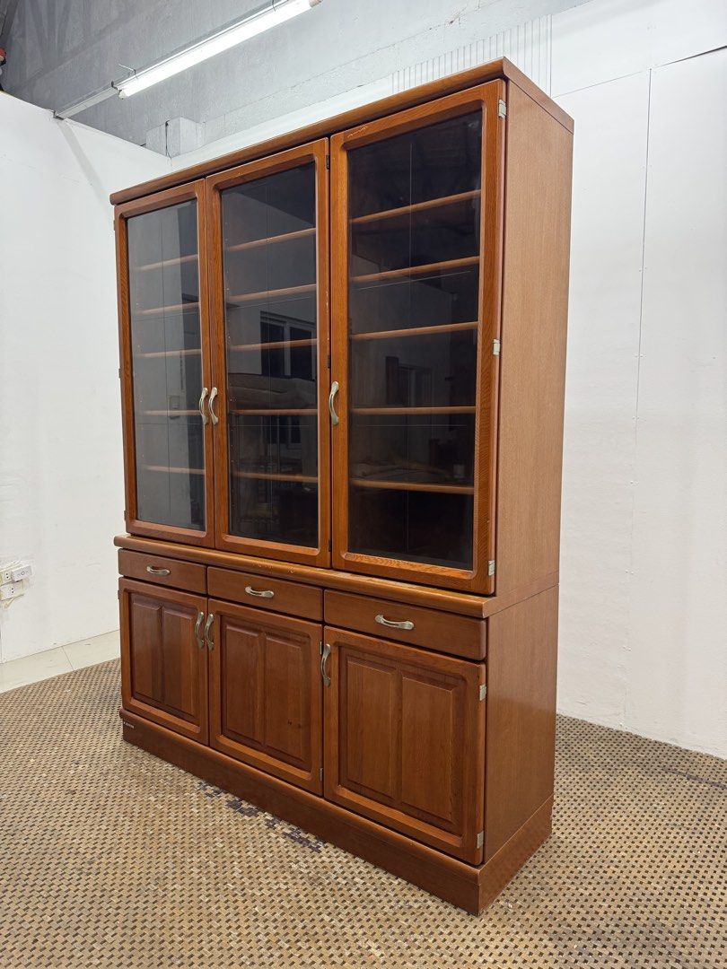 Big display cabinet (Category: Shelves, Cabinets & Racks) located in Quezon City. Submitted by matetdevis13 (Listing ID 1458800585, Image 3). Description: Vintage Oak 3-Door China Cabinet Hutch / Display Cabinet with Drawers & Storage Price: 11,900 L59.5 x W17.5 x H78 In good condition Code JMD60-M744.