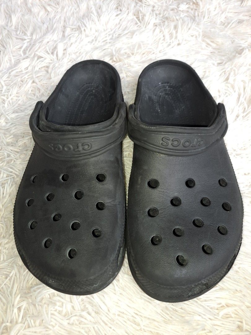 M8@W10 Original preloved crocs inisex (Category: Slippers & Slides) located in Quezon City. Submitted by kimlynandaya (Listing ID 1458786308, Image 1). Description: .