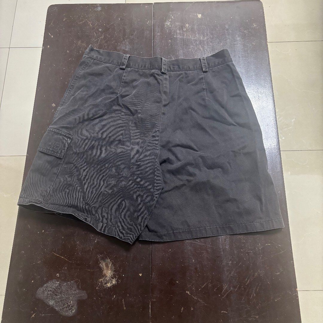 Black Jorts (Category: Shorts) located in Manila. Submitted by waywaya (Listing ID 1458833309, Image 2). Description: Black Twill Jorts - has one pocket - thick material - a bit faded - flat dimensions: W=15in L=17.5in Opening=12in Meetups are possible in Ubelt or in QC Deliveries will be shouldered by buyer Lalamove or JnT is possible.