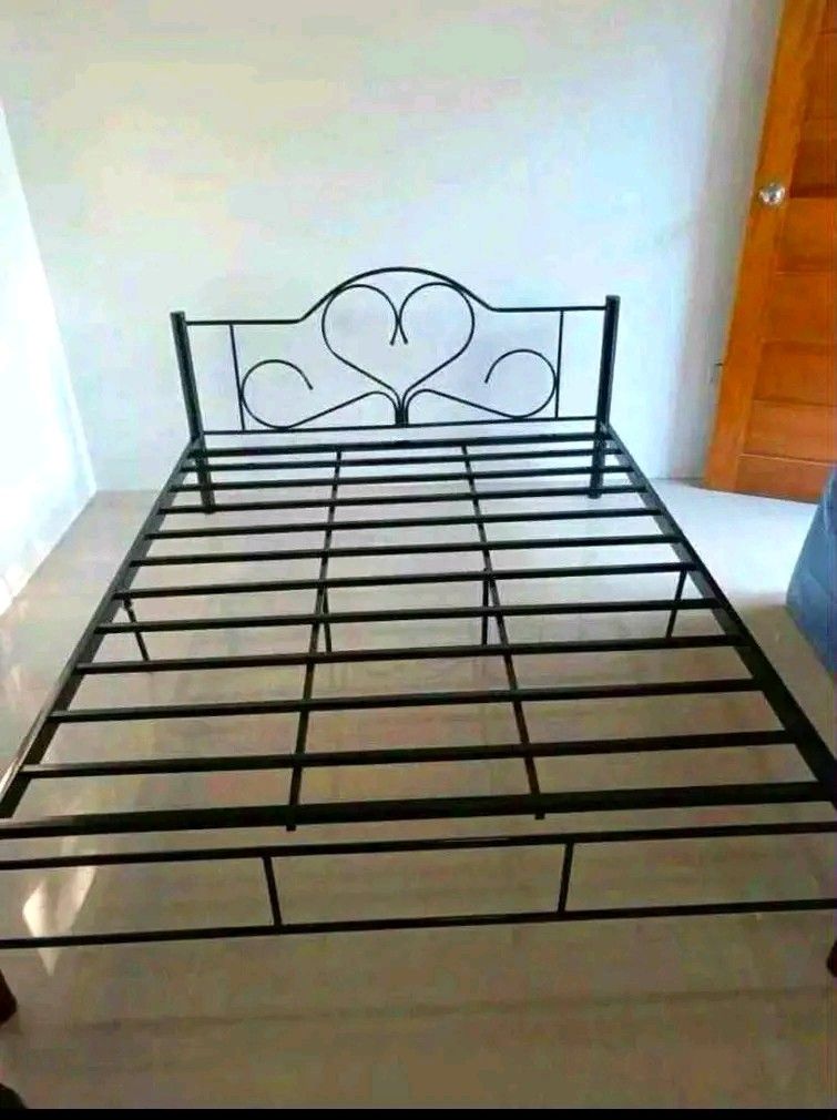 BODEGA SALE HEAVY DUTY BEDFRAME & BEDFRAME WITH PULL OUT GOD QUALITY (Category: Bed Frames & Mattresses) located in Manila. Submitted by kazandra23.129 (Listing ID 1458695694, Image 2). Description: SALE! SALE! SALE! BODEGA PRICE ITEMS! STARTING PRICE: 950 BRAND-NEW CONDITION! FREE ASSEMBLE! CASH ON DELIVERY! NO TO SCAM! WITH DELIVERY FEE FOR ANY LOCATION! SINGLE BED: 30X75 36X75 48X75 54X75 60X75 DOUBLE DECK: 30X30X75 36X36X75 36X48X75 36X54X75 