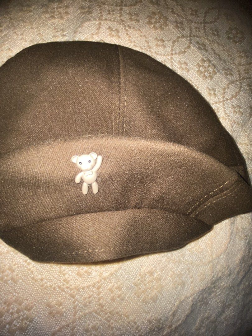 Brown Beret with Bear Design (Category: Hats & Beanies) located in Magsingal. Submitted by lianne_avee (Listing ID 1458845565, Image 3). Description: Payment Methods: GCash, Maribank Delivery Option (shouldered by buyer): J&T shipping NO CANCELLATION.