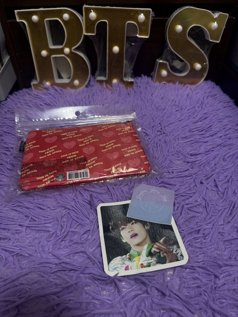 Bt21 tata flat pouch (Category: Purses & Pouches) located in Pasig City. Submitted by queenv18 (Listing ID 1458698662, Image 2). Description: Onhand items in PH ready to ship merch are directly shipped from korea / taiwan / japan / us 101% legit Brandnew Plus sf.