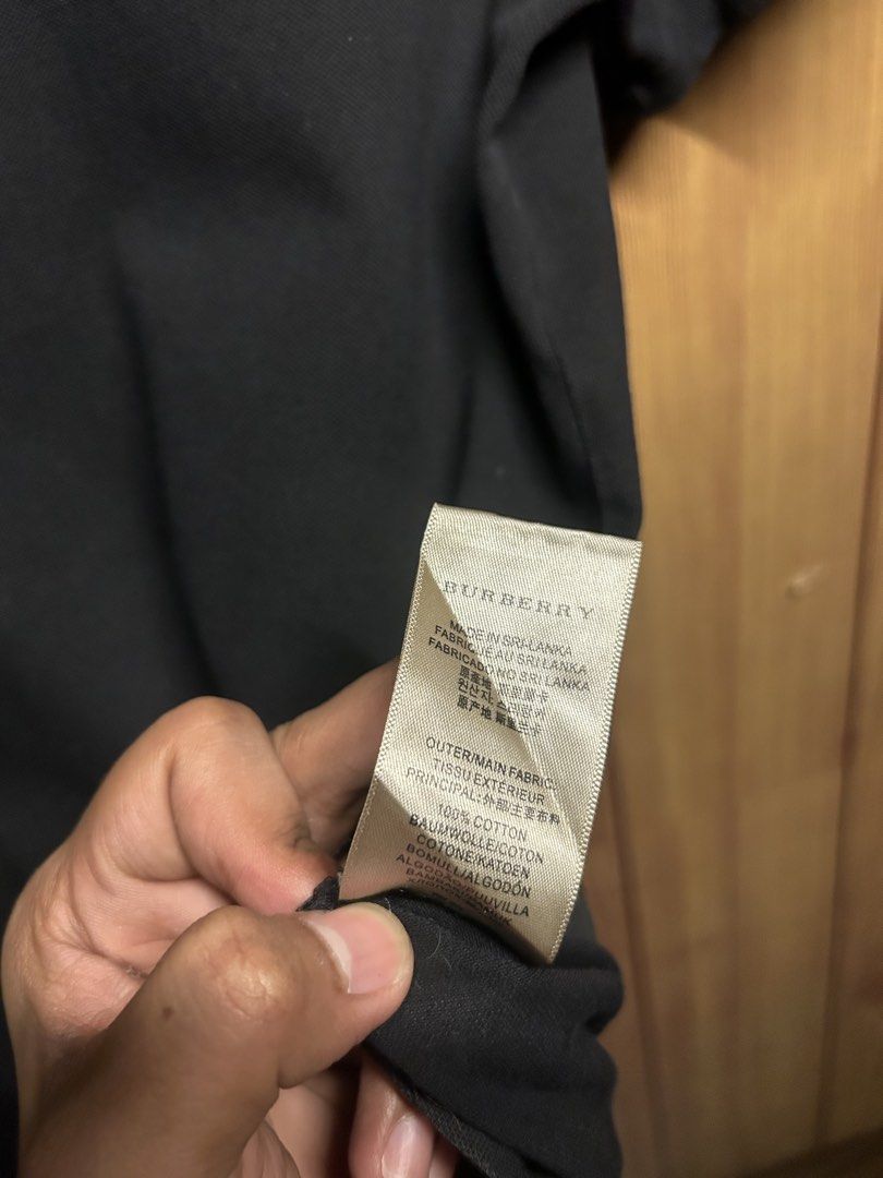 Burberry Check Collar Cotton (Category: Luxury Apparel) located in Manila. Submitted by zerowasteco. (Listing ID 1458869134, Image 3). Description: -Excellent Condition -10/10 Color rate -Dimes:L25xW18 -Size XXL on tag Dm for more info!.