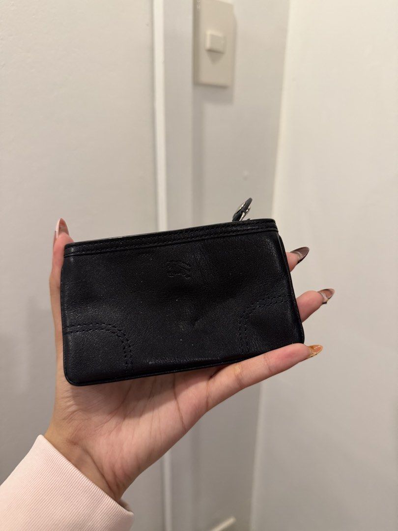 burberry key coin pouch (Category: Luxury Bags & Wallets) located in Santiago. Submitted by sandystormi (Listing ID 1455452161, Image 3). Description: onhand sourced from japan 🇯🇵 dm me on ig vintage.stash .