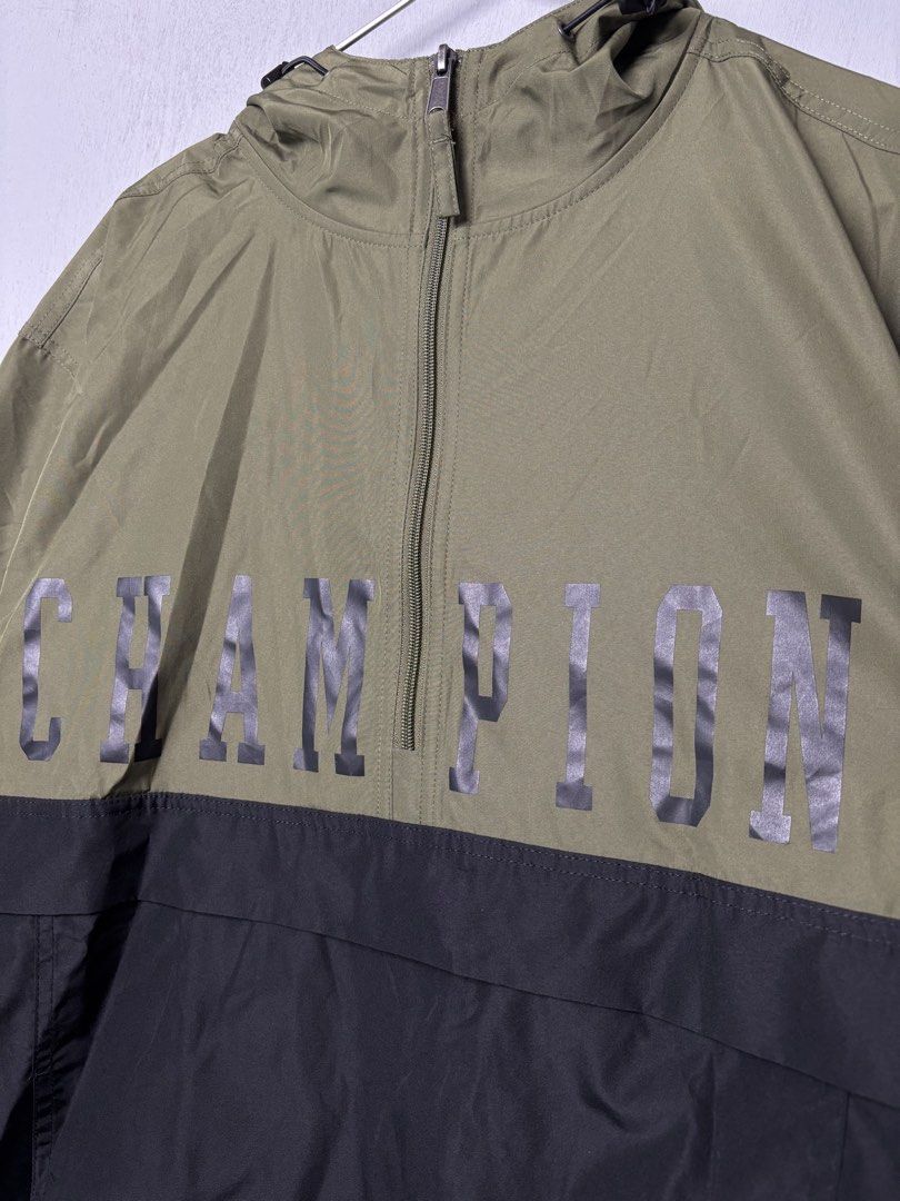 Champion Script Design 2-Tone Packable Windbreaker Jacket (Category: Coats, Jackets and Outerwear) located in Mandaluyong City. Submitted by fellas_ph (Listing ID 1458793704, Image 3). Description: Excellent condition No issues Size S-M 21" Width 26.5" Length.
